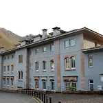 Szálloda Arcea Gran Pelayo 4*