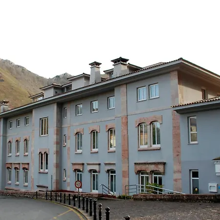 Hotel Arcea Gran Pelayo 4*