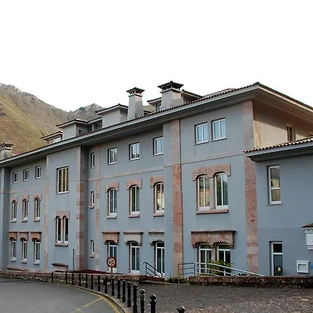 Hotel Arcea Gran Pelayo 4*