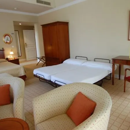 Hotel Arcea Gran Pelayo