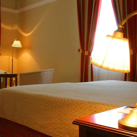 Hotel Arcea Gran Pelayo