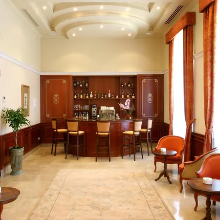 Hotel Arcea Gran Pelayo