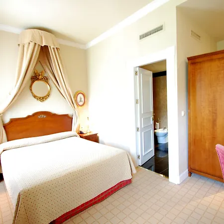 Hotel Arcea Gran Pelayo 4*