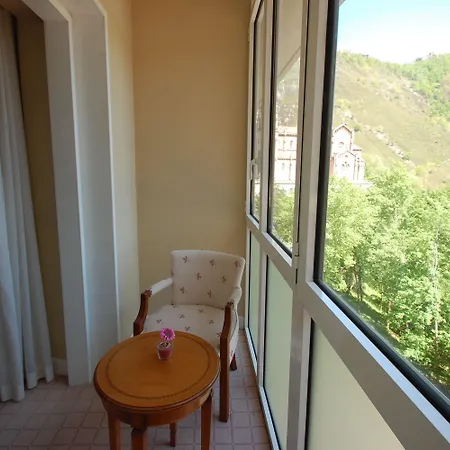 Arcea Gran Pelayo Hotel 4*