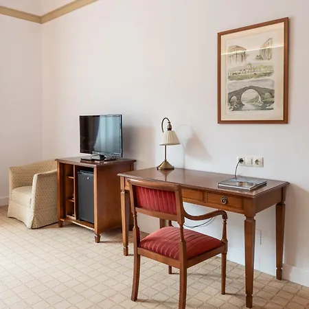Gran Pelayo Hotel 4*