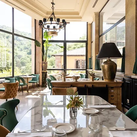 Arcea Gran Pelayo Hotel 4*