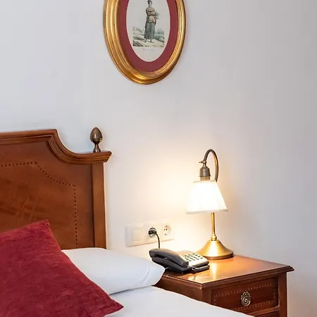Hotel Arcea Gran Pelayo