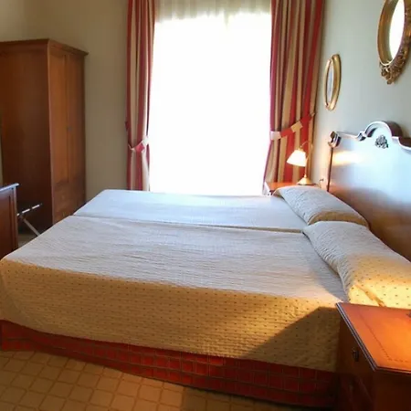 Arcea Gran Pelayo Hotel 4*