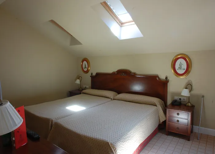 阿尔塞亚佩拉约大酒店 酒店