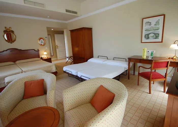 阿尔塞亚佩拉约大酒店 4* 科瓦东加