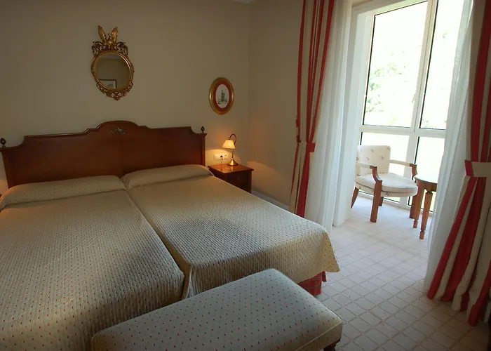 阿尔塞亚佩拉约大酒店 4*