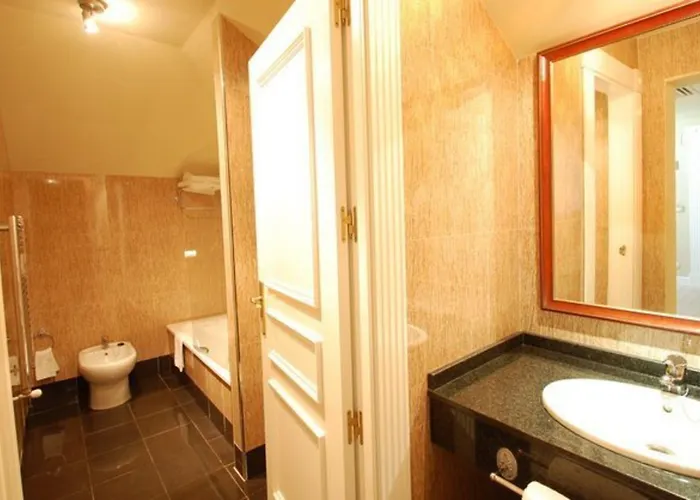 阿尔塞亚佩拉约大酒店 科瓦东加